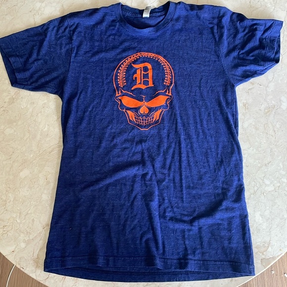 Detroit Tigers baseball skull T shirt women’s medium - Picture 2 of 7
